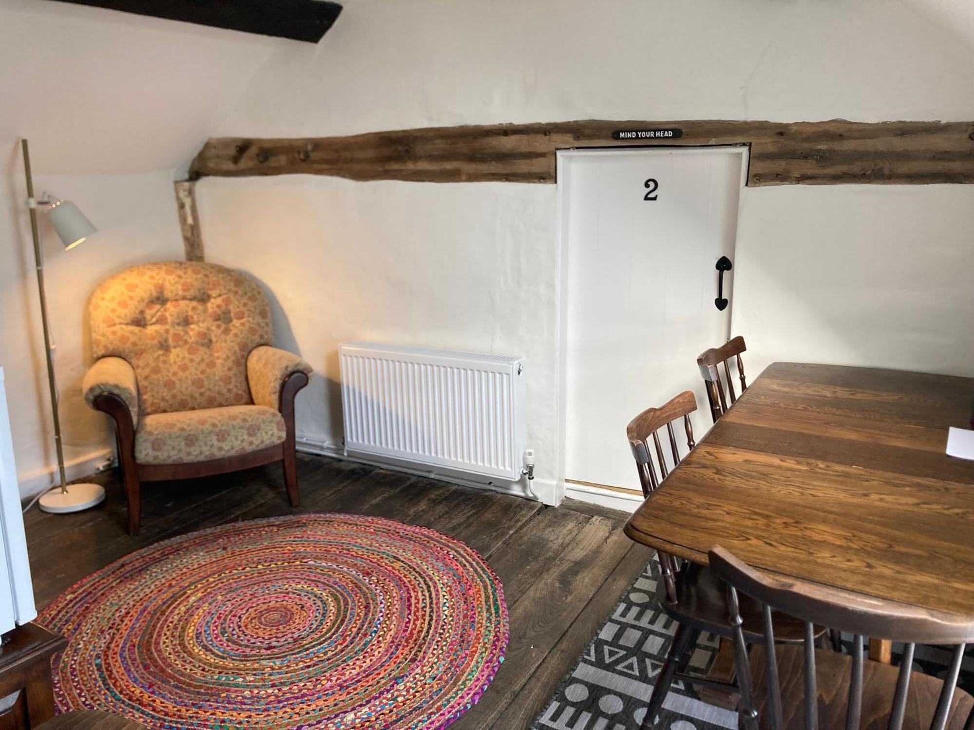 Bryntirion Farmhouse Rooms Llanfair Caereinion 外观 照片